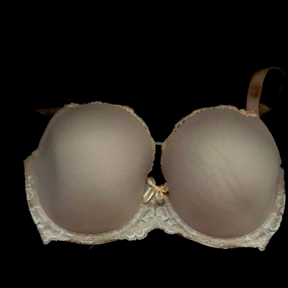 EUC Victoria’s Secret 34DD underwire